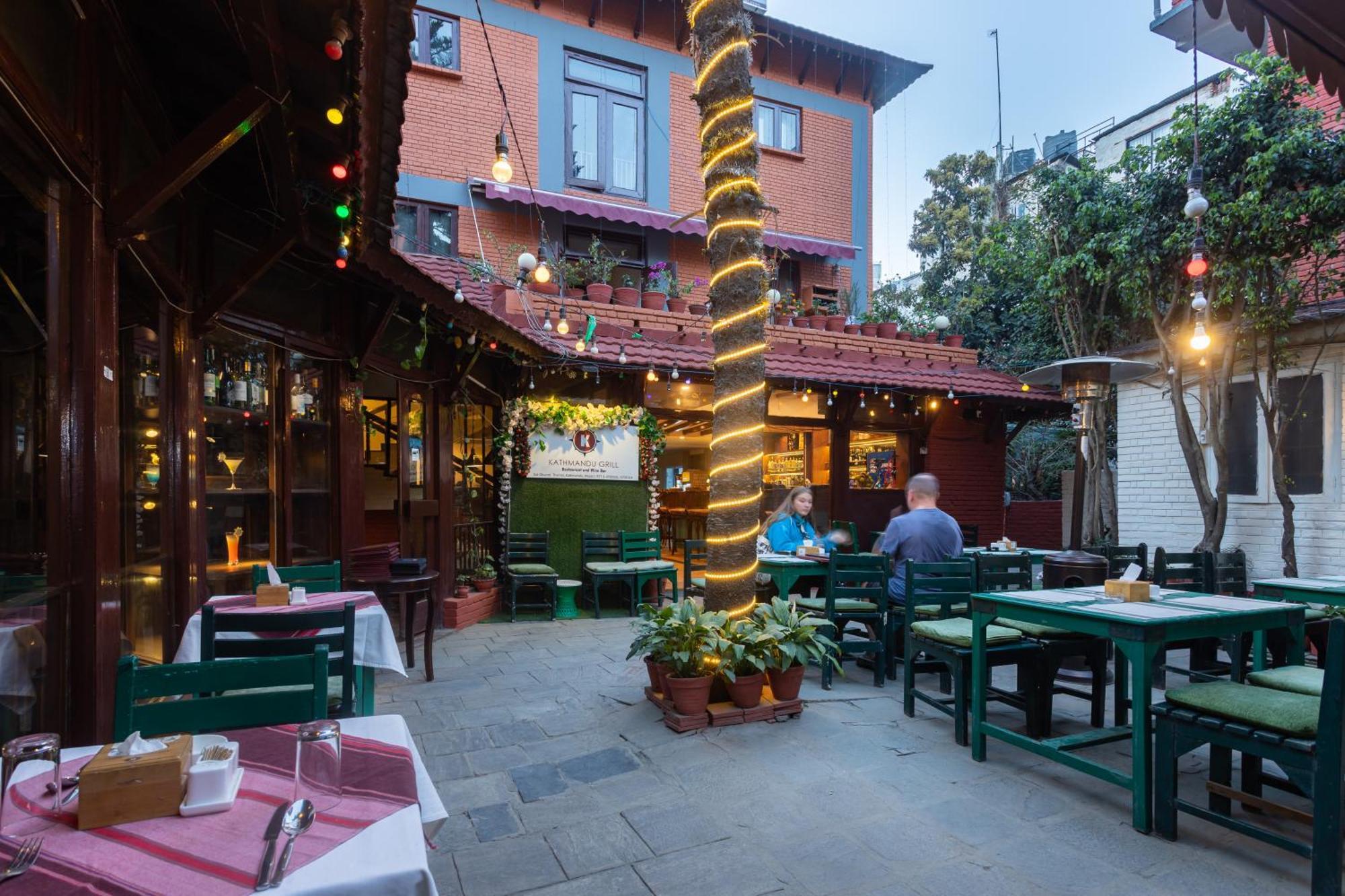 Aawas Boutique Hotel Katmandú Exterior foto
